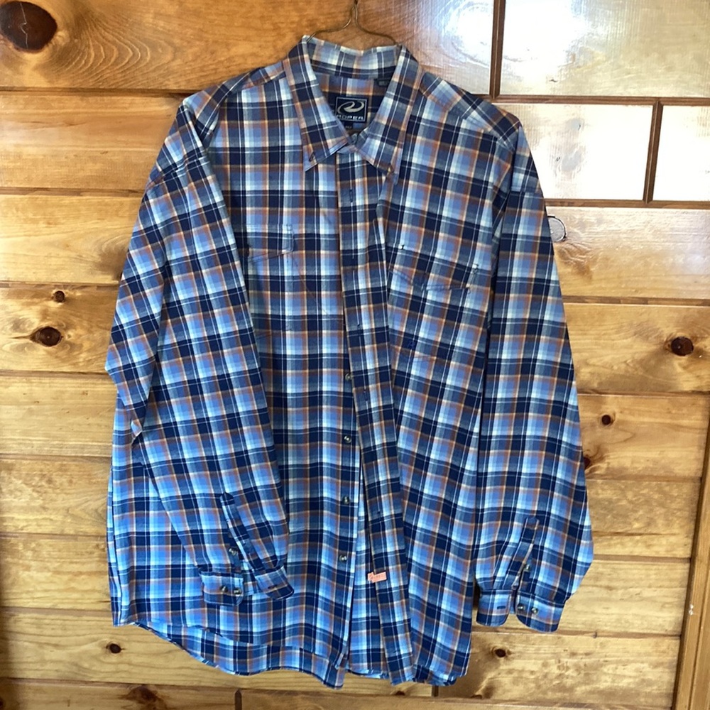Men’s long sleeve dress shirt